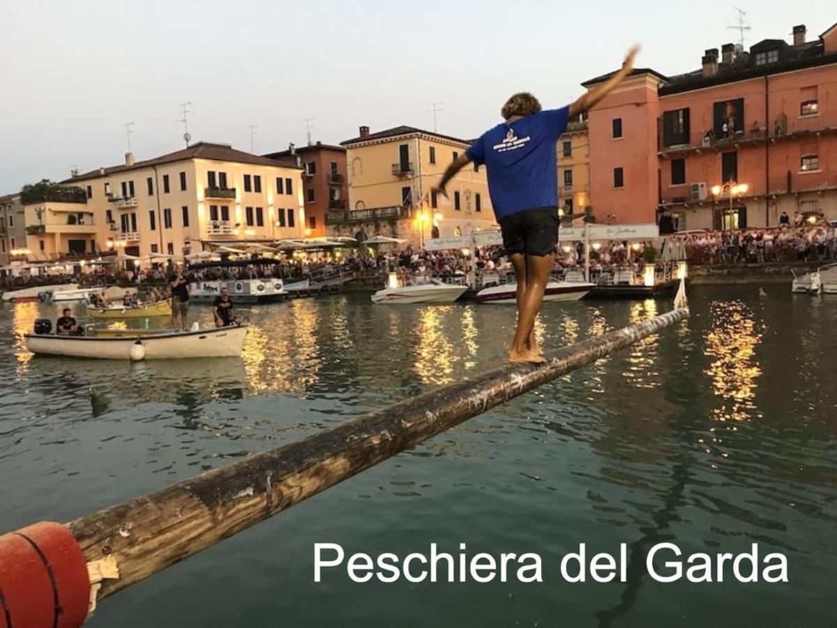 Appartamento "Il Vicolo" Peschiera del Garda Exteriér fotografie